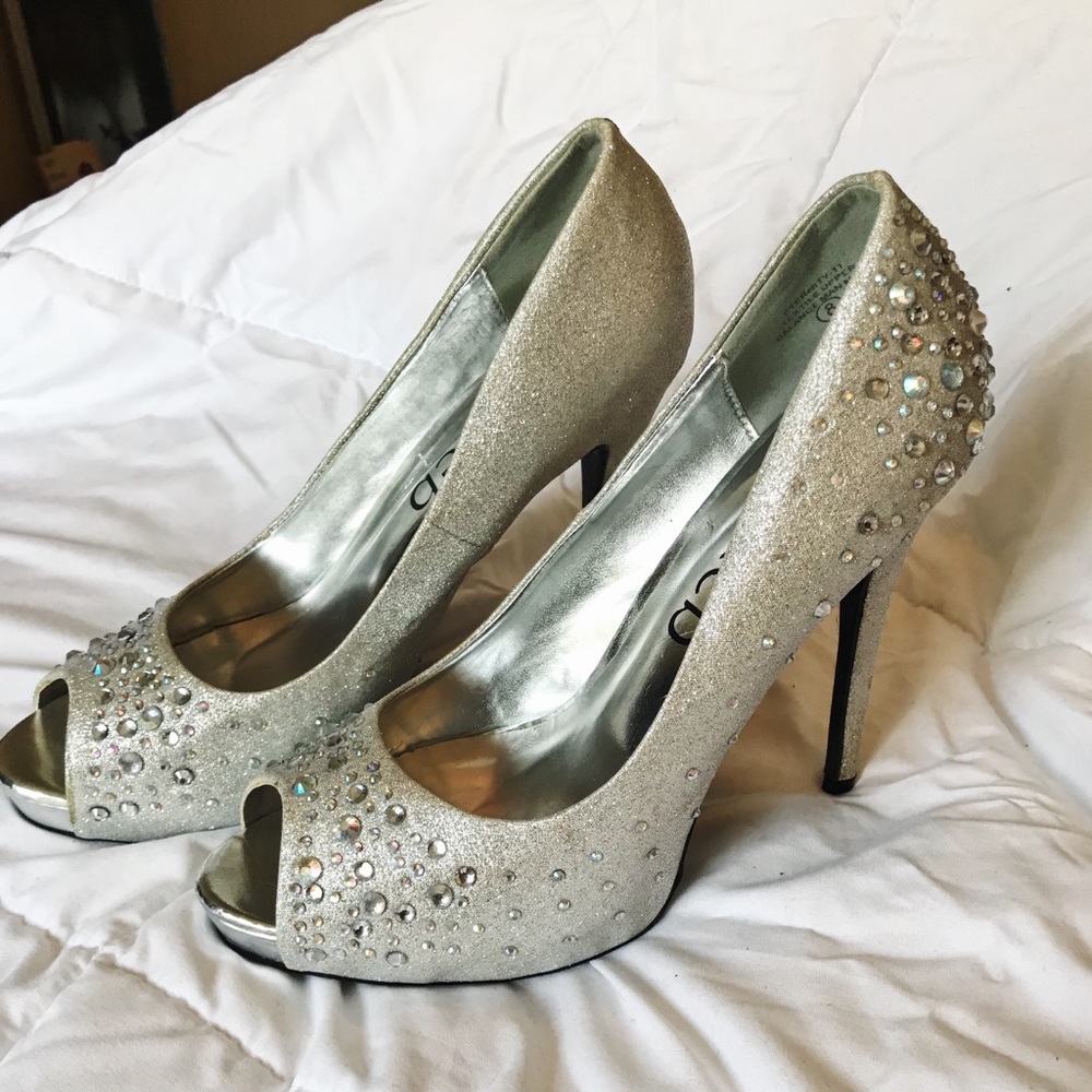 Silver Formal Prom Homecoming Stiletto Heels
