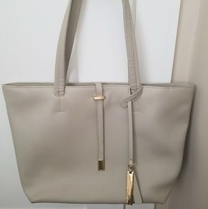 Vince Camuto Tote