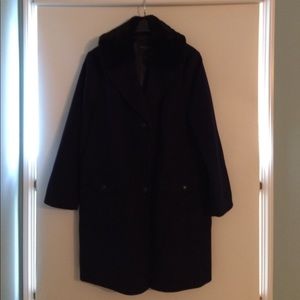 LIKE NEW TALBOTS WOOL BLEND KNEE LENTH COAT.