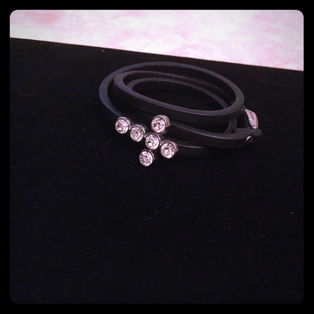 Lulu Avenue Black leather bracelet