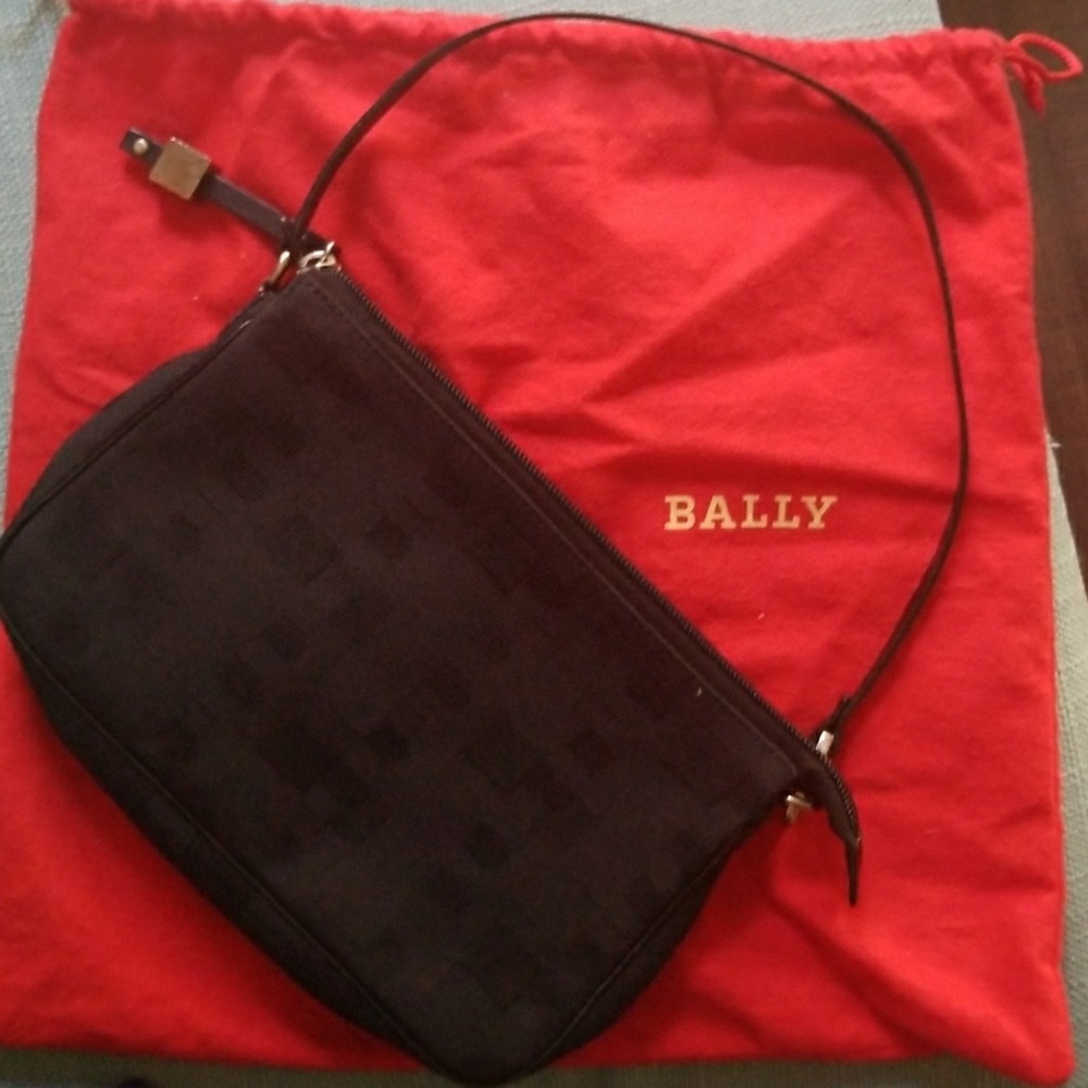 Bally clutch/wristlet