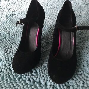 High heel shoes