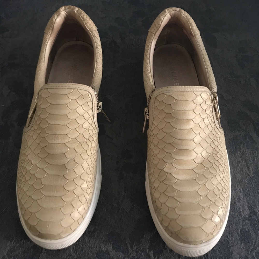 J/Slides snake skin sneakers