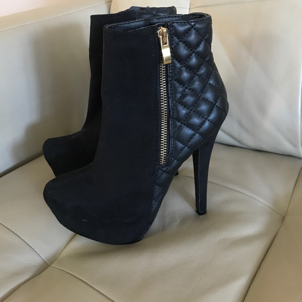 Platform Booties Sz 5