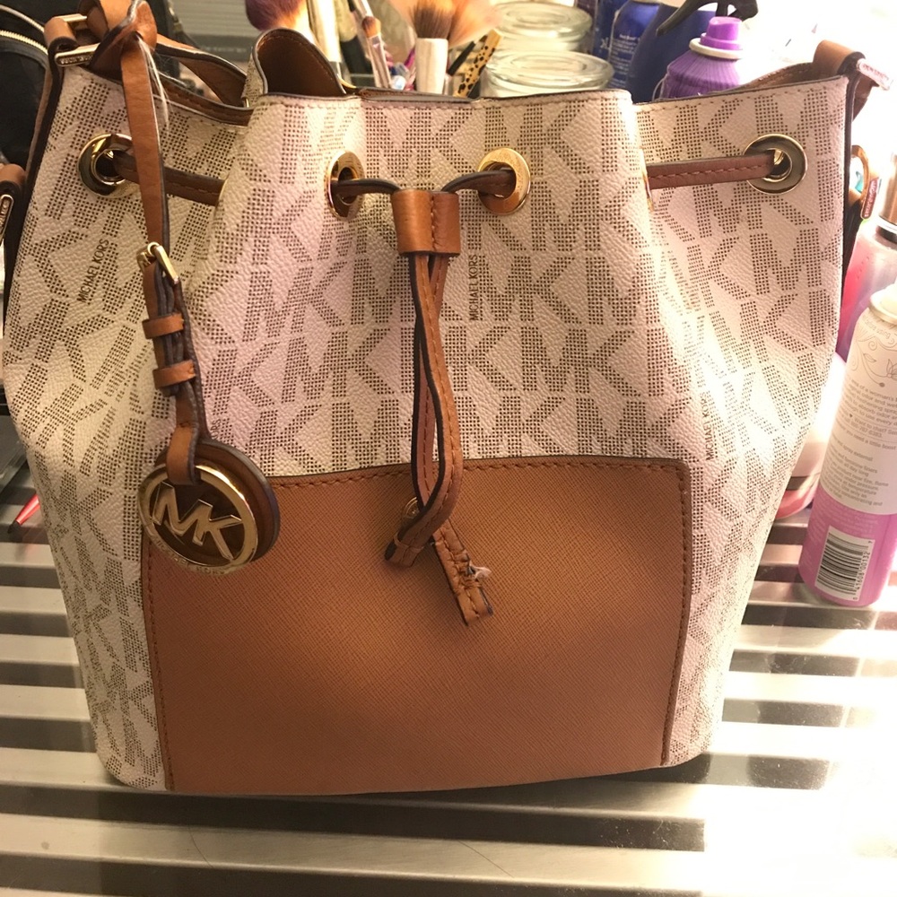 Michael Kors purse