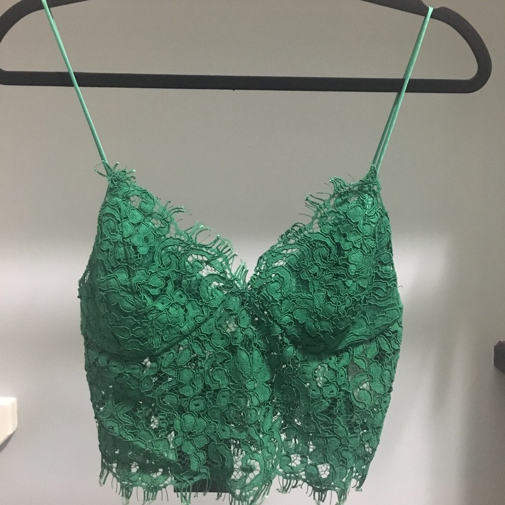 Hard to Find! ZARA STUDIOS LACE CROP/CAMI- XS
