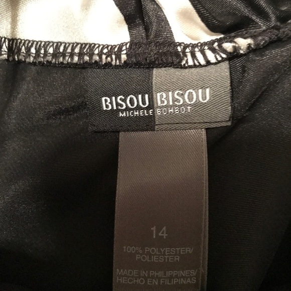 Halter/summer dresses - Picture 8 of 8