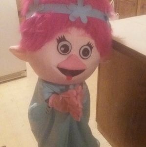 Meet your Posher, Karina