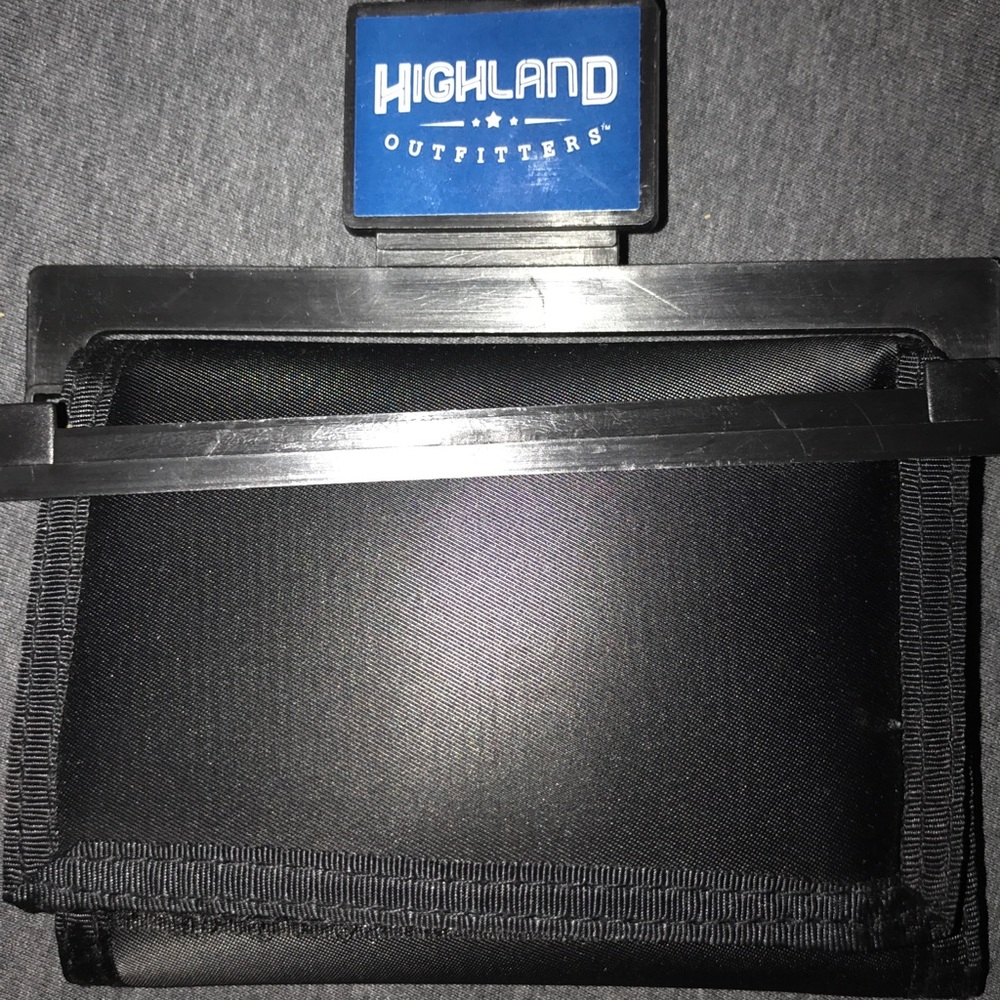 Highland outfitters men’s black wallet