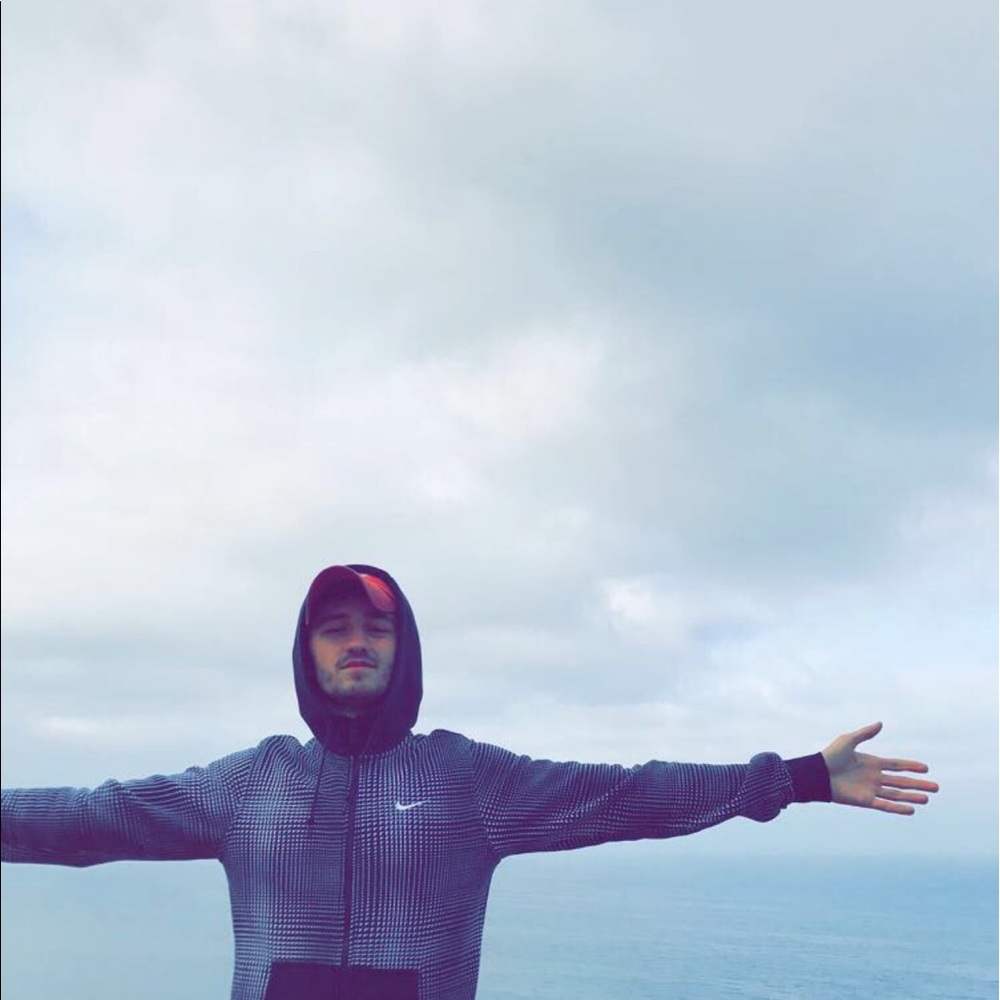 Meet your Posher, Anel