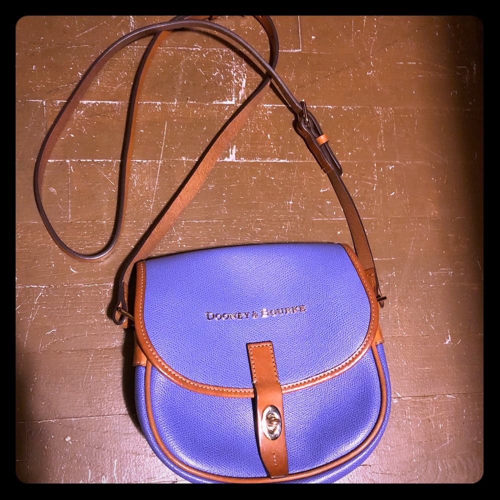 Dooney & Bourke small crossbody