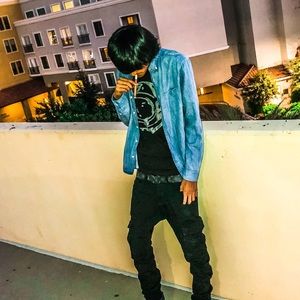 Meet your Posher, Elijah