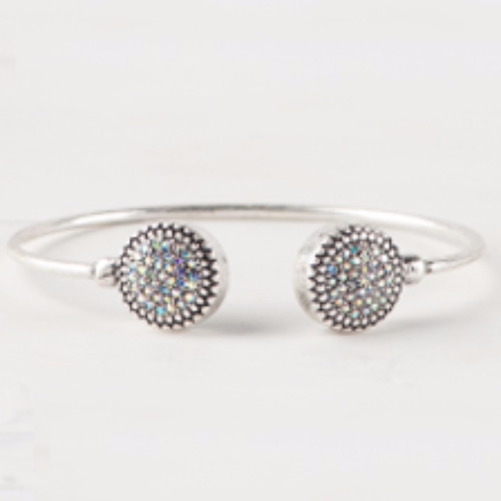 Double pace bangle