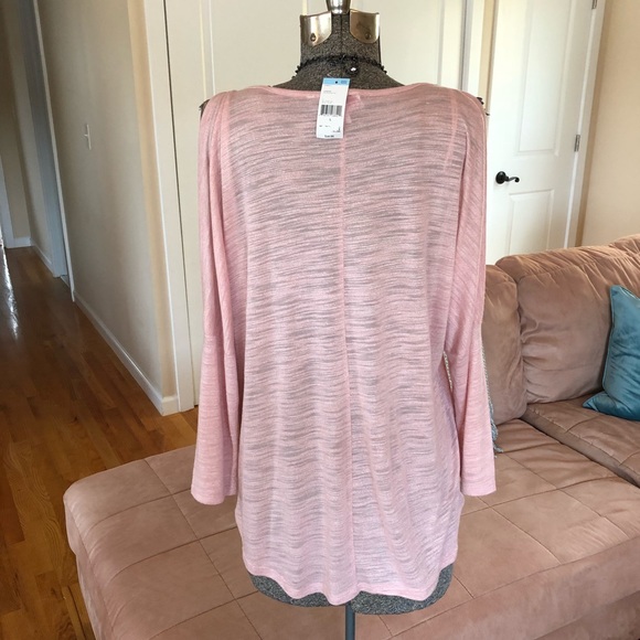 NWT LARGE PINK SHOULDER CUTOUT TOP - Picture 4 of 7