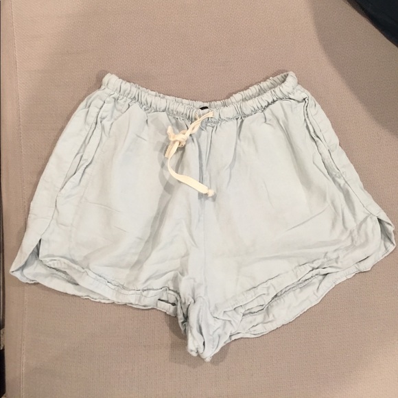 Brandy Melville Pants - Brandy Melville Chambray Shorts Sz S