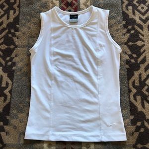 White nike workout top