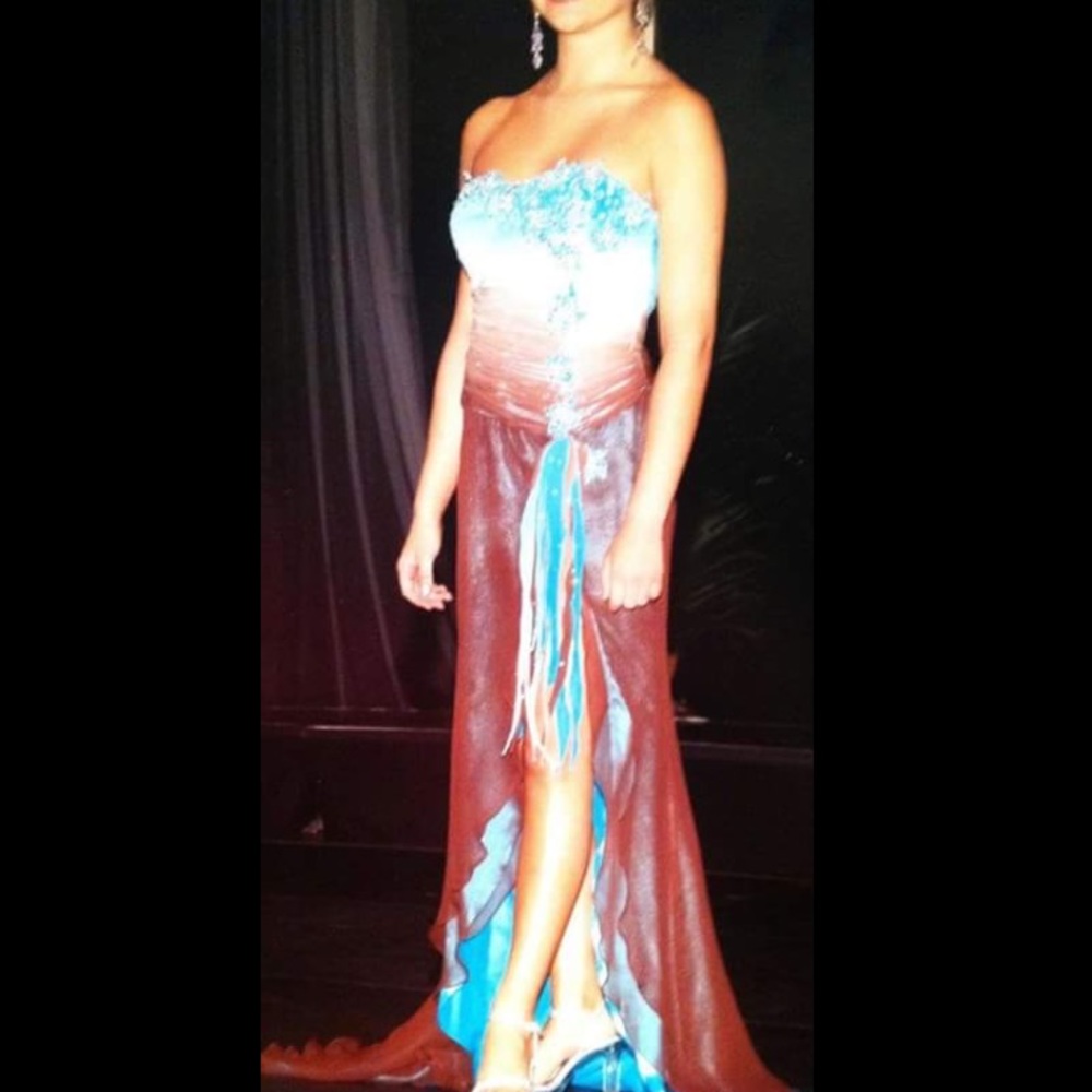 Picture perfect gown!