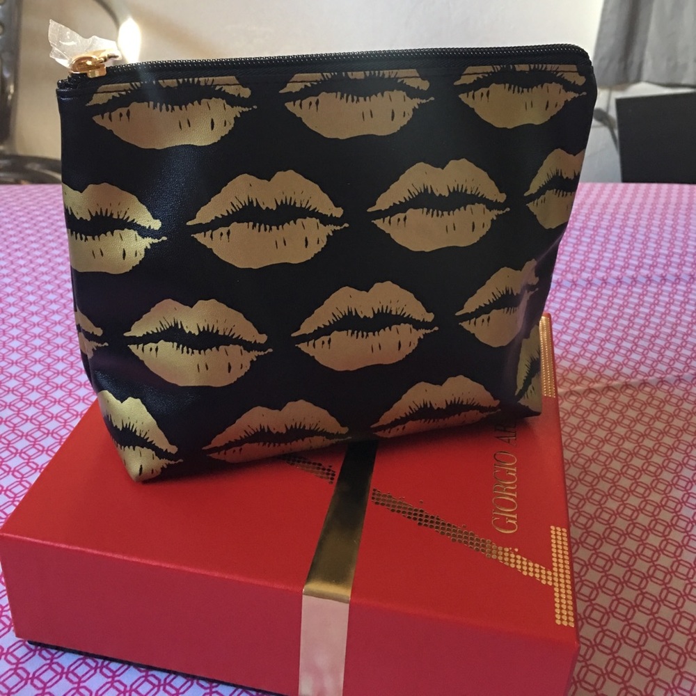 Bloomingdales Make up bag