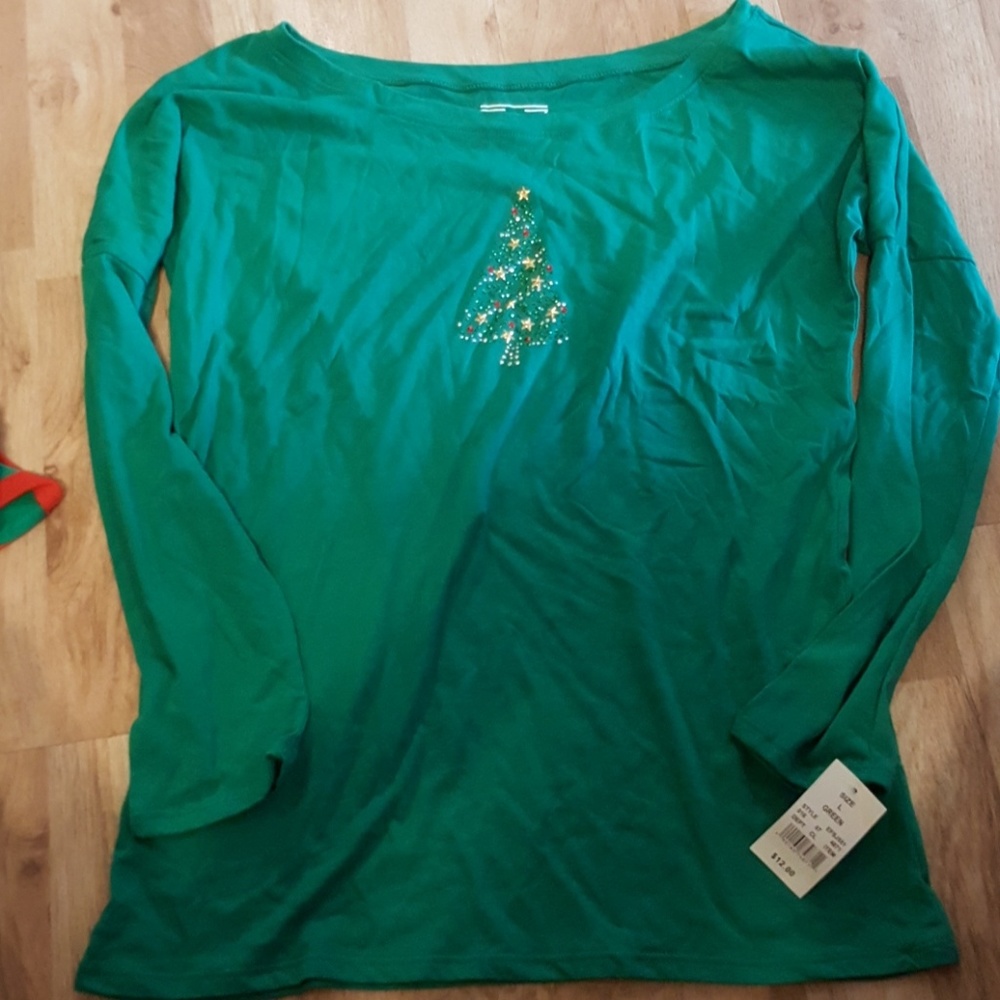 Women's holiday t-shirt long sleeve