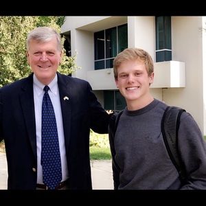 Meet your Posher, Zachary