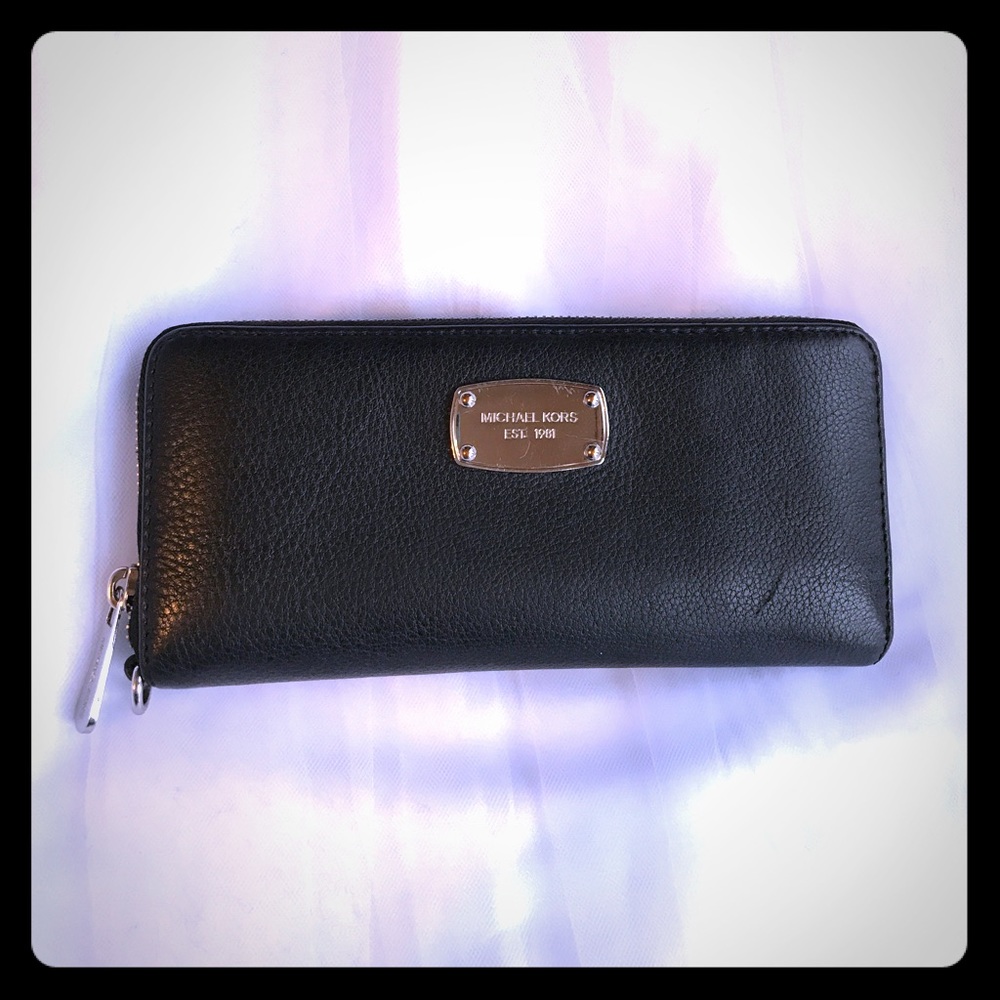 Michael Kors wallet