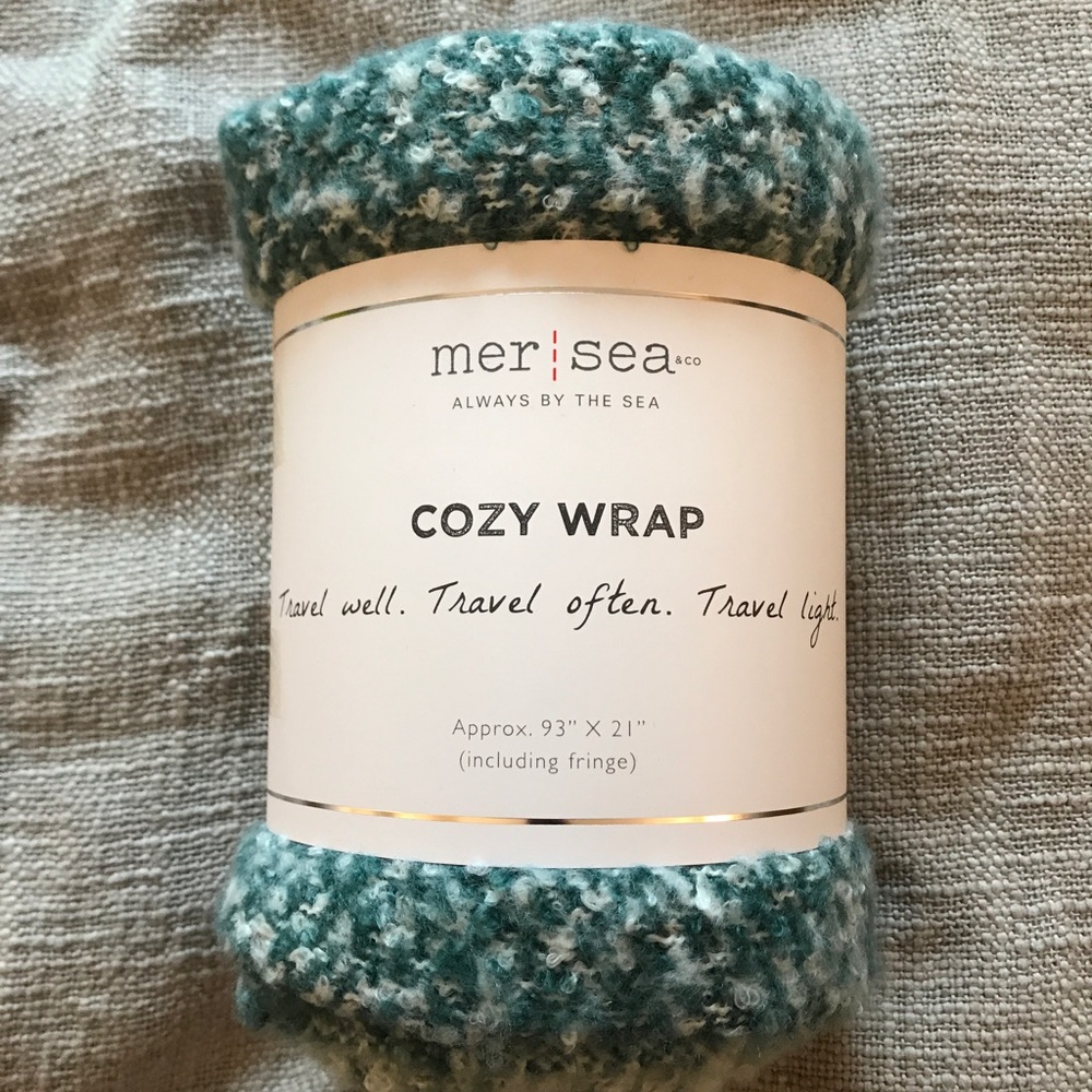 Mer sea & co Cozy Travel Wrap