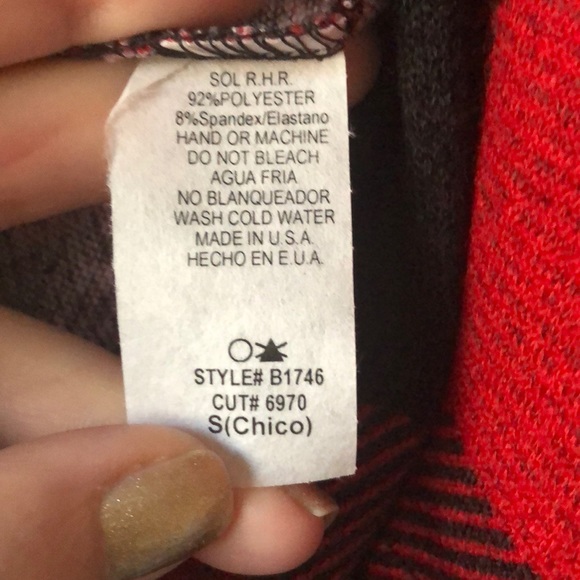 Last one!!! SMALL buffalo plaid Cardigan - Picture 5 of 6