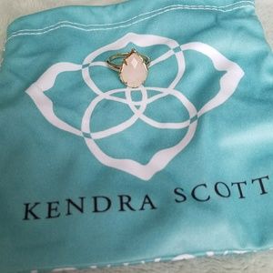 Kendra Scott Daisy Ring in Rose Quartz - Size 7