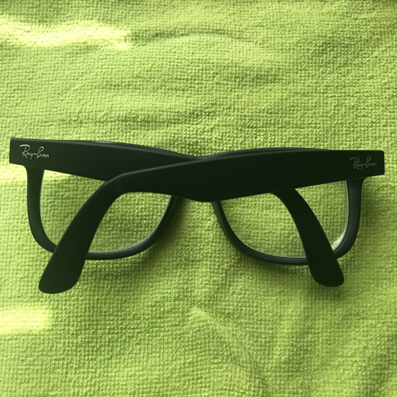 Ray Ban Eyewear - Picture 2 of 3