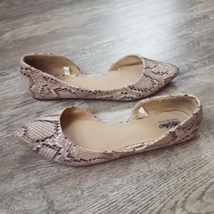 Snake skin print flats 9