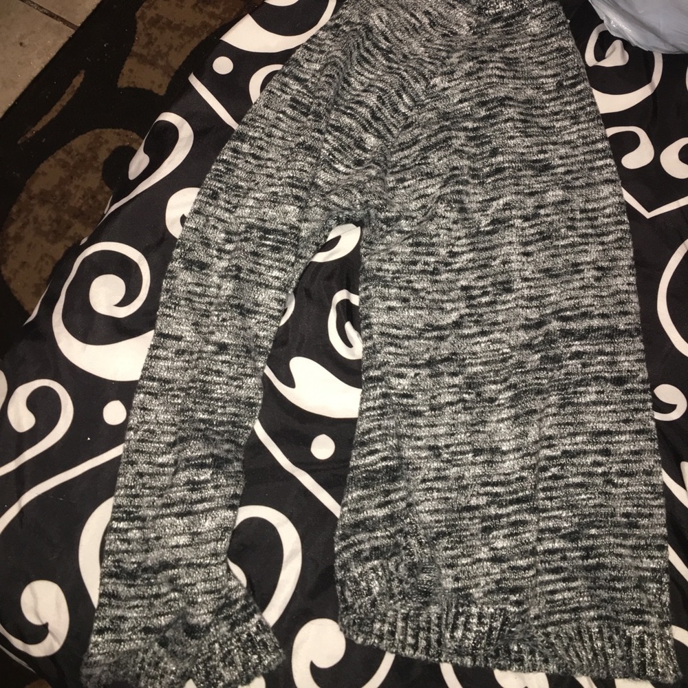 Sweater - Picture 2 of 3