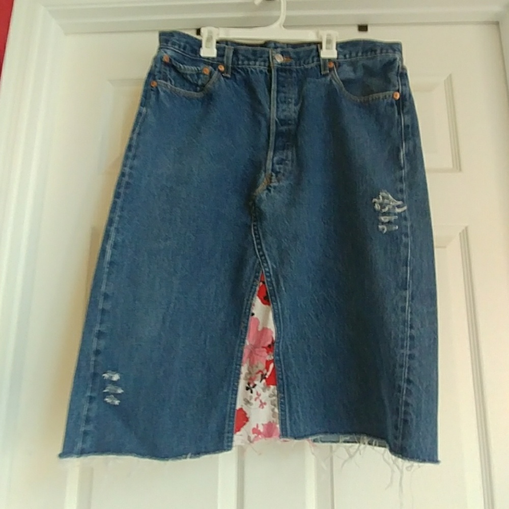 Levi jean skirt