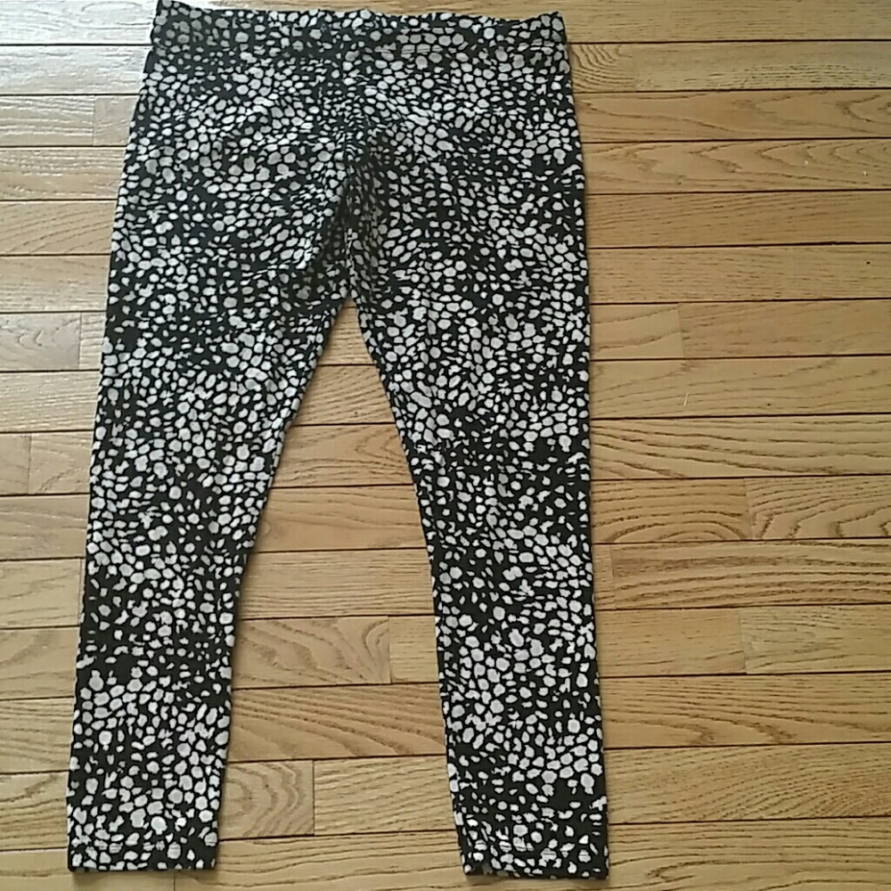 CUTE LEGGINGS