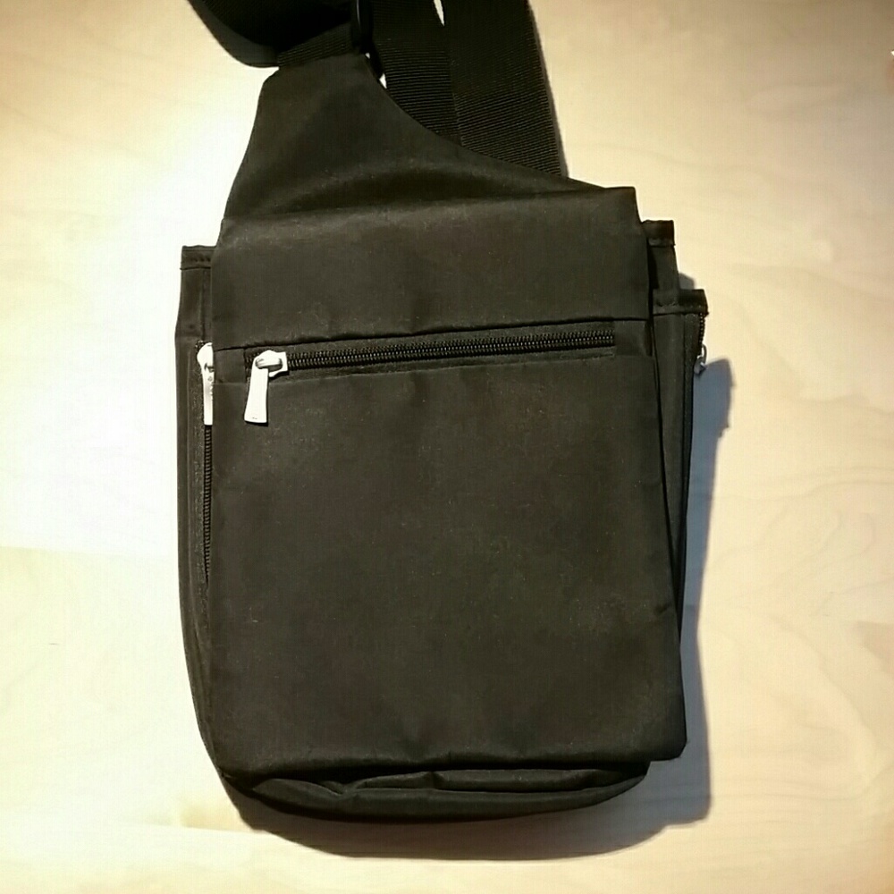 Travelon anti theft crossbody bag