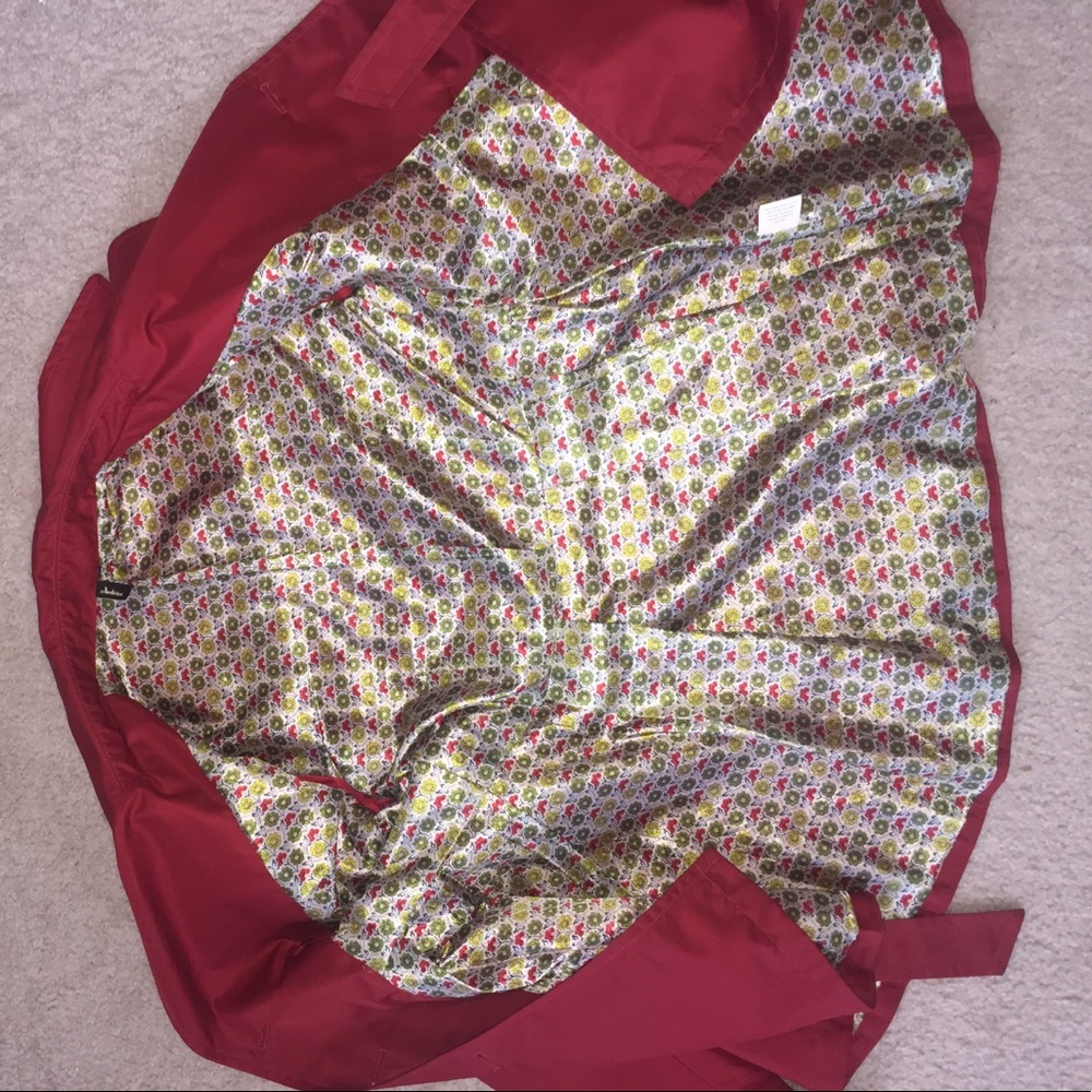 Fancy red jacket - Picture 3 of 6