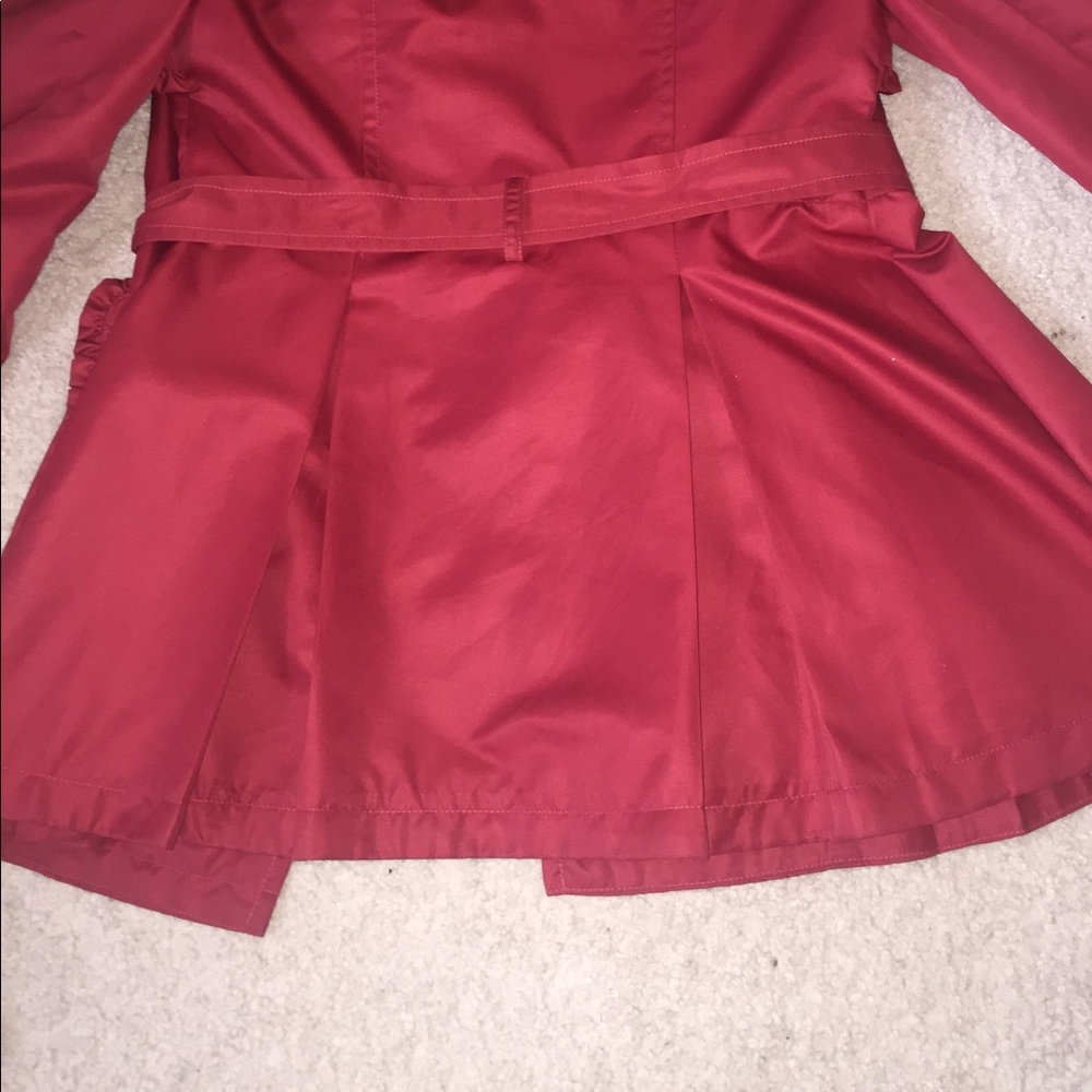 Fancy red jacket - Picture 5 of 6