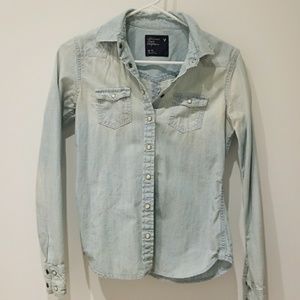 American Eagle denim button up