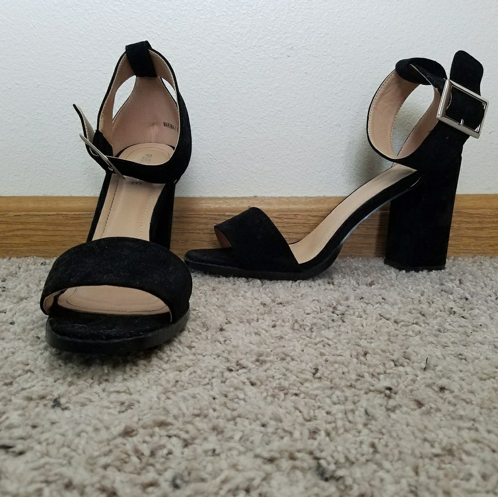 Public Desire Size 10 Black Chunky Heels