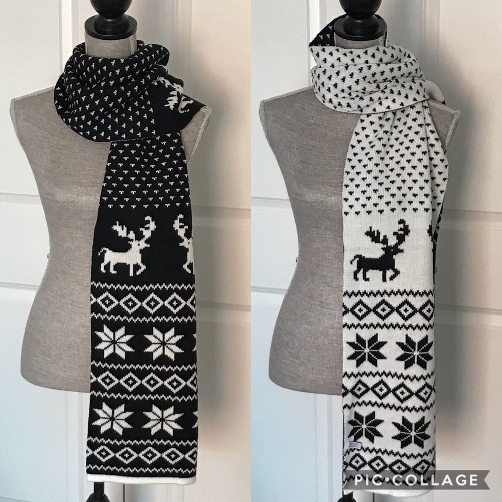 Reversible black and white scarf