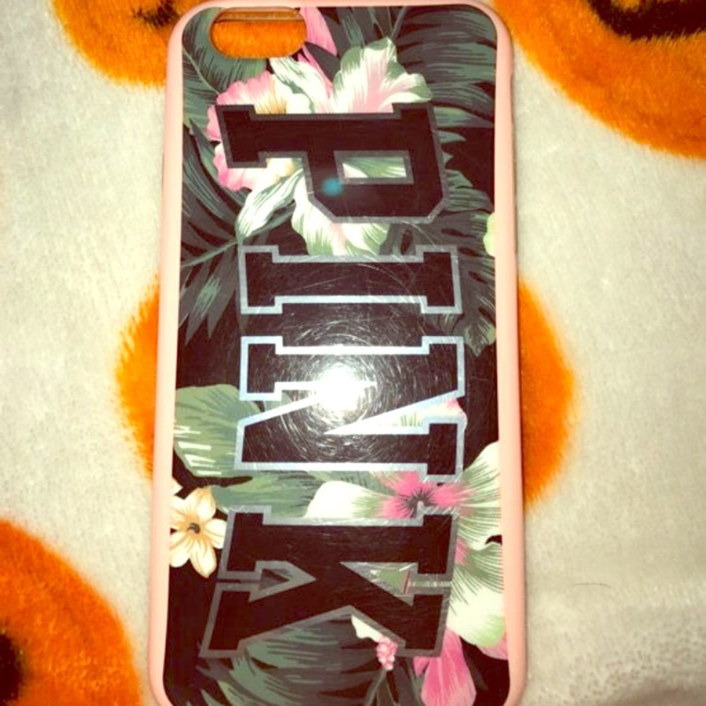 Victoria's Secret iPhone 6 phone case