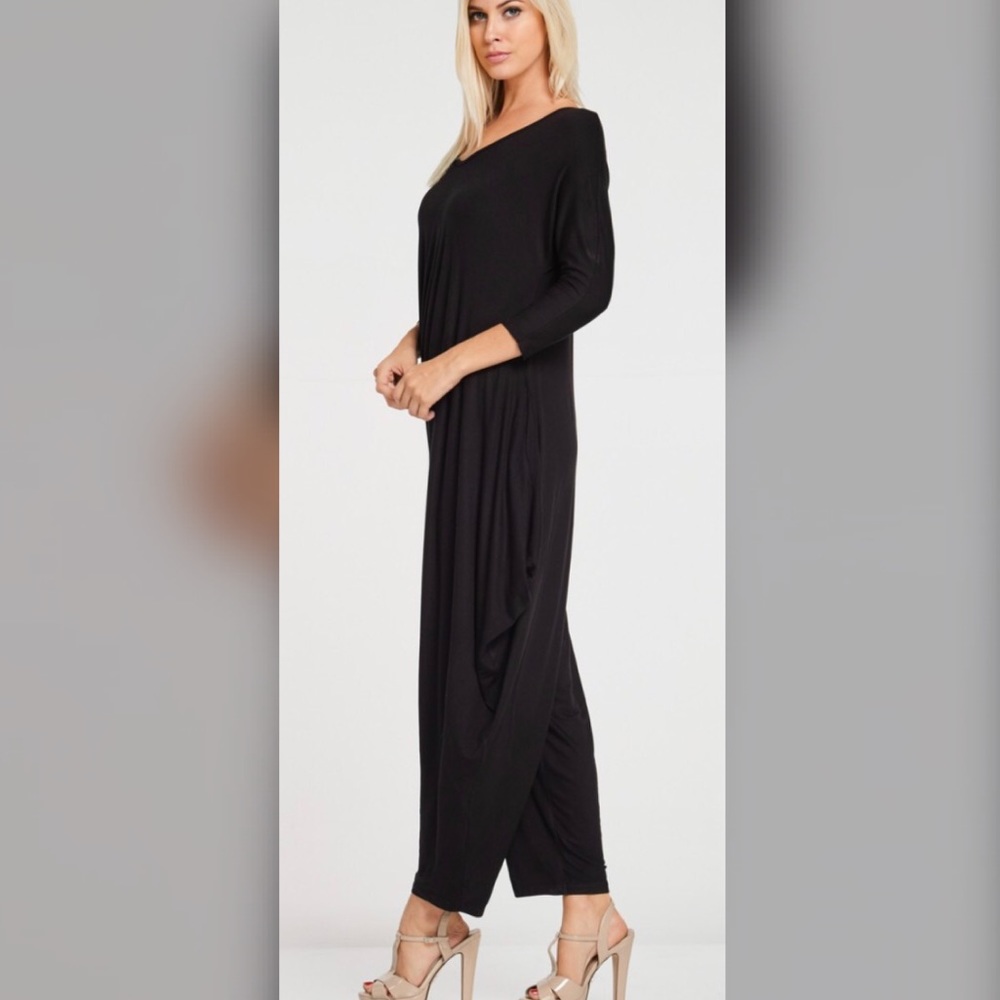 ✅✅ONLY ONE LEFT!!✅✅Elena Harem Jumpsuit - Picture 3 of 4