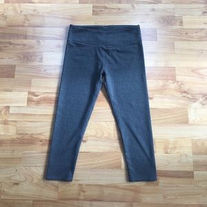 Fabletics grey cropped workout pants