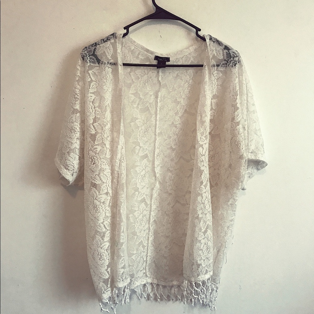 🌻Beautiful Lace Shawl🌻