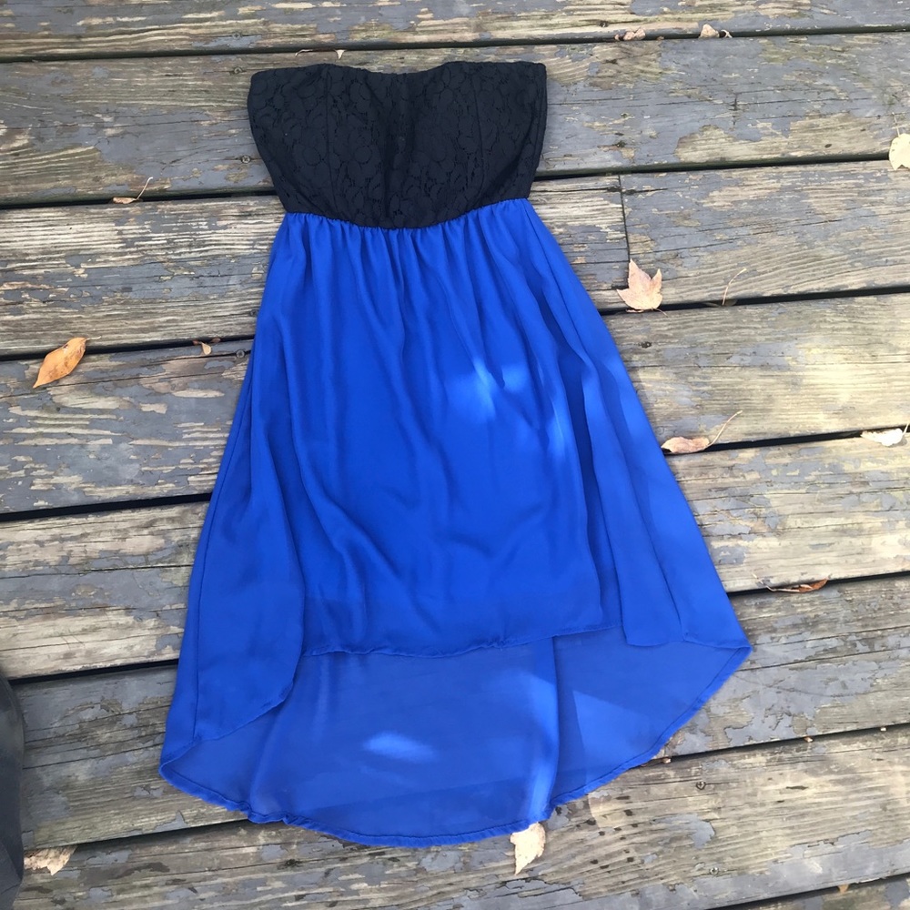 Strapless dress
