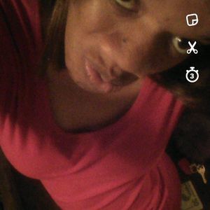 Meet your Posher, Alicia