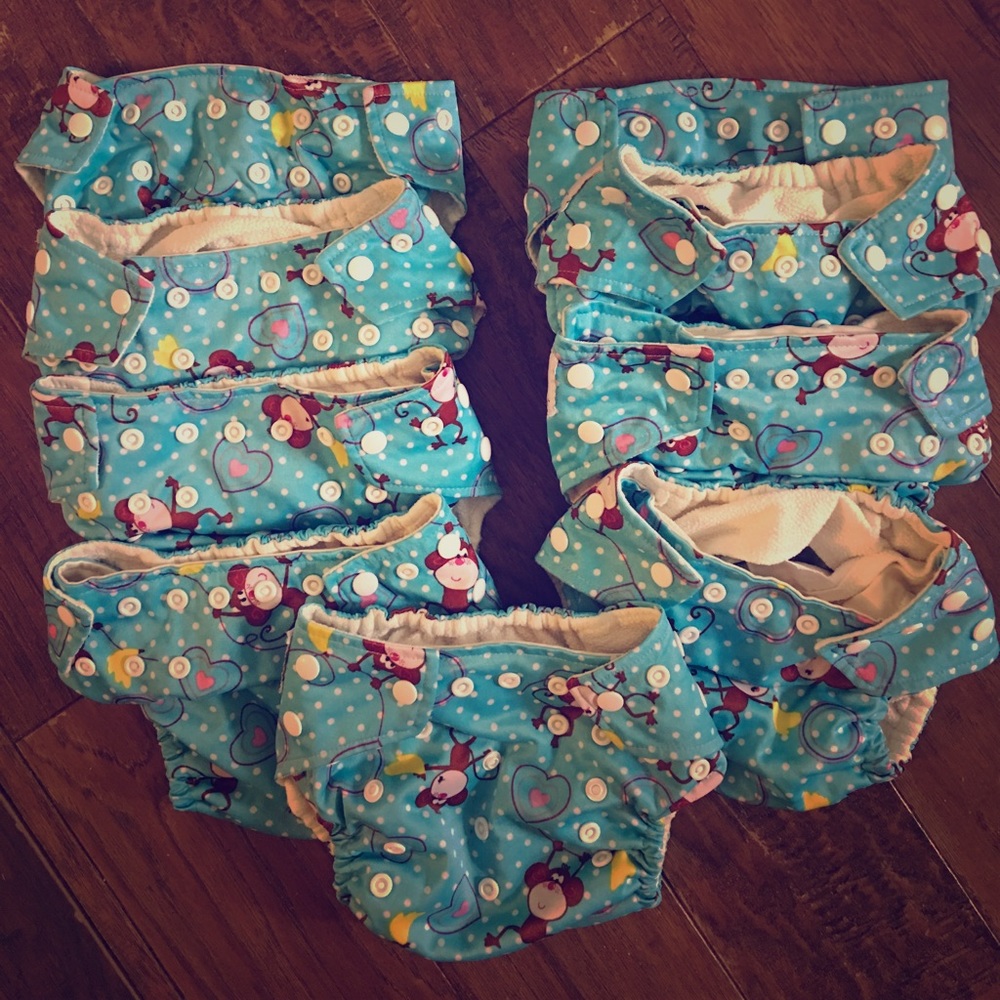 10 cloth diapers
