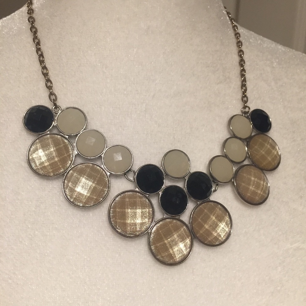 💕 2 necklaces for $7! New York & Co. necklace
