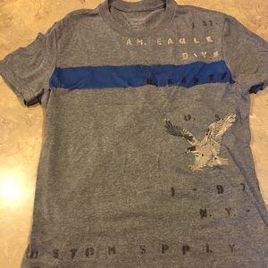 American eagle men’s T-shirt