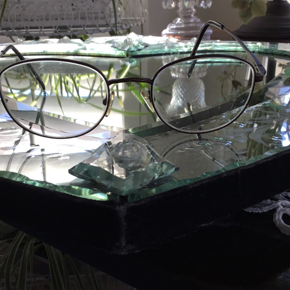 Chesterfield eyewear