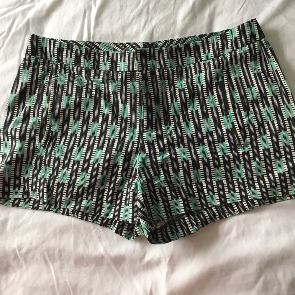 Gap shorts